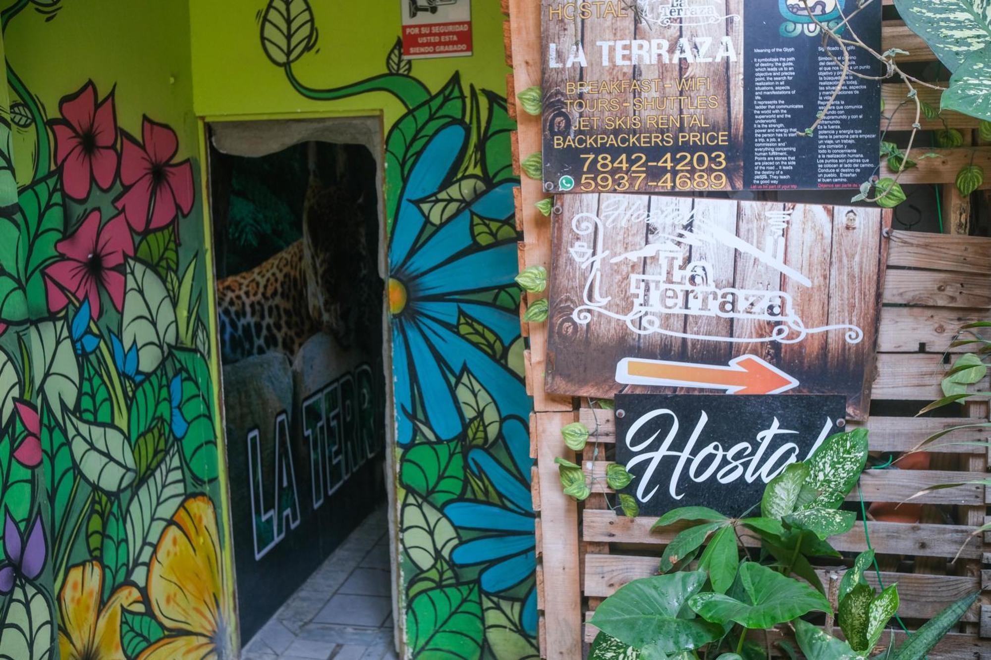 La Terraza Hostel Флорес Экстерьер фото